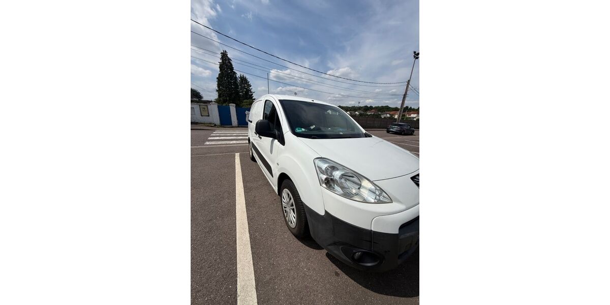 Peugeot Partner 196.000 km 3.800 &euro; Saarbrücken 66117