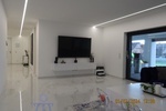 Modernes luxuriöses Wohnhaus, Bungalowstil, mit Außenpool, in schöner Stadtrandlage - Einfamilienhaus Homburg | Angebot:14540143