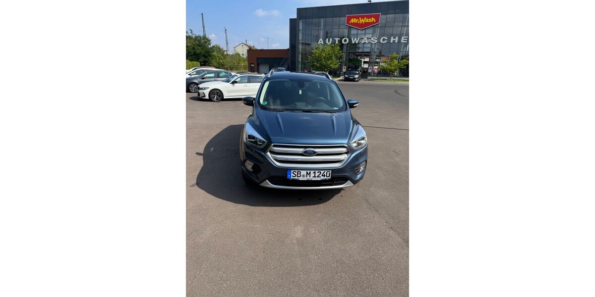 Ford Kuga 79.900 km 14.000 &euro; Saarbrücken 66123