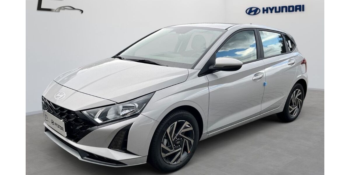 Hyundai i20 2.654 km 19.990 &euro; Schiffweiler 66578