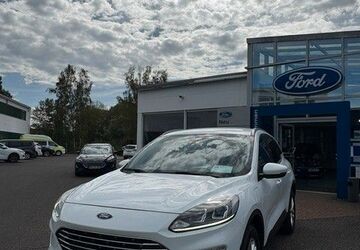 Ford Kuga 32.000 km 24.490 &euro; Homburg 66424