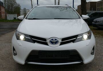 Toyota Auris 240.000 km 7.500 &euro; Saarbrücken OT St Johann 66121