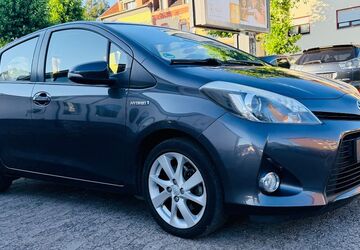 Toyota Yaris 169.000 km 7.900 &euro; Saarbrücken 66115