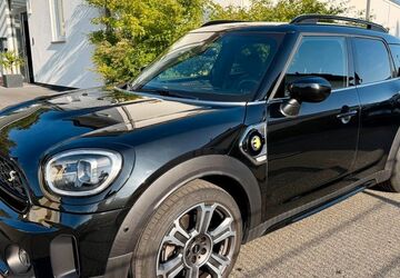 Mini Countryman SE (Cooper) 22.800 km 28.500 &euro; Neunkirchen 66540