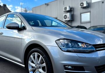 VW Golf 136.000 km 12.800 &euro; Saarbrücken-Altenkessel 66126