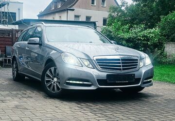 Mercedes-Benz E 300 236.000 km 10.500 &euro; Saarbrücken 66121