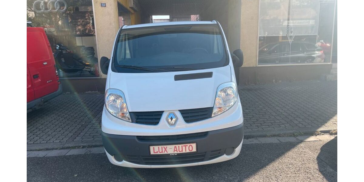 Renault Trafic 153.000 km 10.499 &euro; Völklingen 66333
