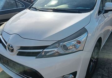 Toyota Verso 198.000 km 6.600 &euro; ensdorf 66806