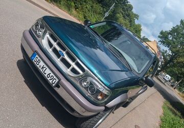 Ford Explorer 180.000 km 4.200 &euro; Saarbrücken 66125