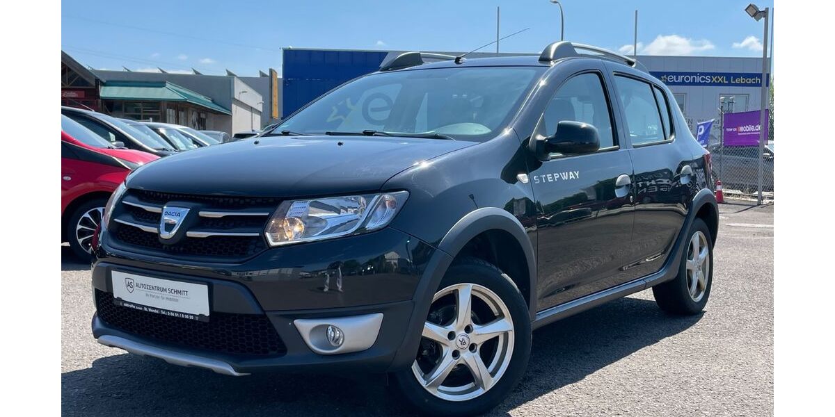 Dacia Sandero 106.005 km 6.999 &euro; Lebach 66822
