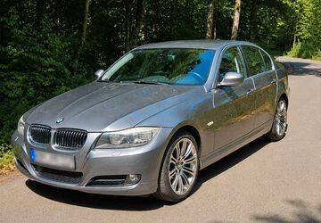 BMW 330 197.715 km 12.900 &euro; Saarbrücken 66111