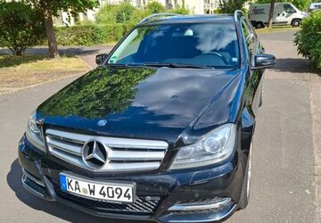 Mercedes-Benz C 250 235.695 km 7.100 &euro; Saarbrücken 66129