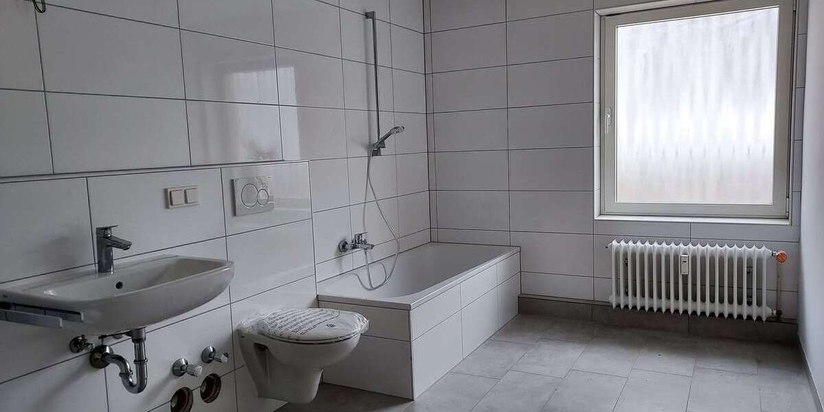 Etagenwohnung Saarbrücken Alt-Saarbrücken - 2 Zimmer, 74 m&sup2;, 730&euro; | Angebot:26944584