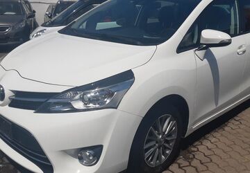 Toyota Verso 196.000 km 8.490 &euro; Saarlouis 66740