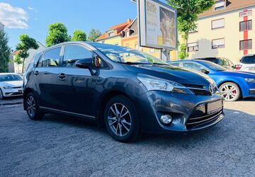 Toyota Verso 200.000 km 5.900 &euro; Saarbrücken 66115
