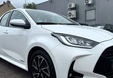 Toyota Yaris 125.000 km 14.800 &euro; Saarbrücken-Altenkessel 66126