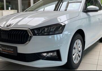 Skoda Fabia 7.500 km 16.990 &euro; Saarbrücken 66130