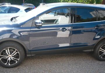 Ford Kuga 62.000 km 6.390 &euro; Saarbruecken 66119