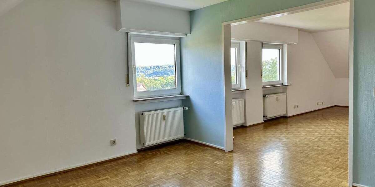 Etagenwohnung Saarbrücken Neue Bremm - 3 Zimmer, 98 m&sup2;, 950&euro; | Angebot:26071438