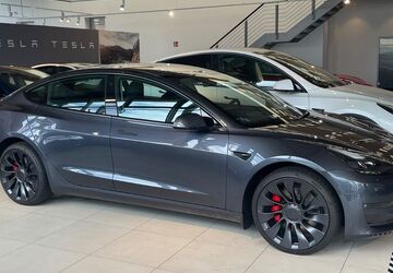 Tesla Model 3 79.000 km 39.000 &euro; Saarbrücken 66125
