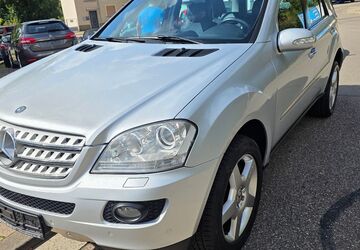 Mercedes-Benz ML 320 253.000 km 5.900 &euro; Saarbrücken - Burbach 66115