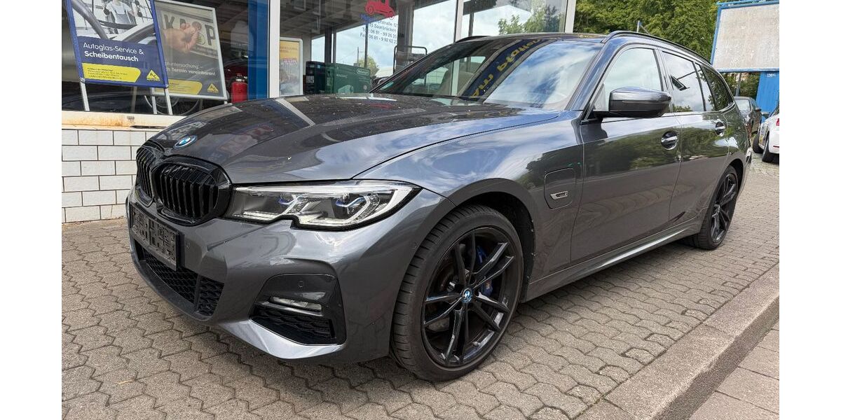 BMW 330 100.000 km 26.999 &euro; Saarbrücken 66115