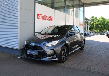 Toyota Yaris 8.450 km 23.990 &euro; Saarbrücken 66113