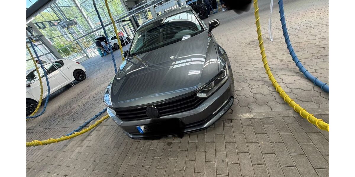 VW Passat Variant 192.500 km 13.700 &euro; Saarbrücken 66115